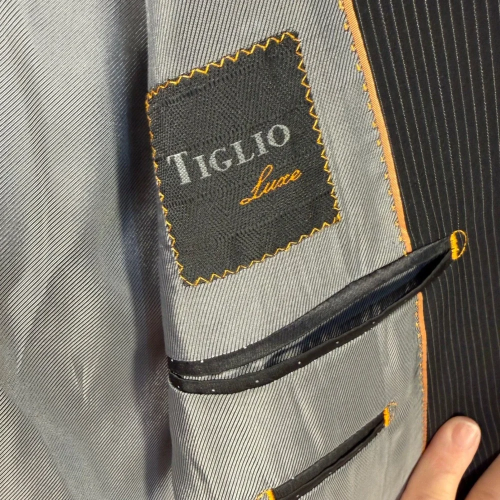 Tiglio‎ Luxe Blazer 42L Super 150s Wool Italy Black  Pinstripe Mens Sport Jacket